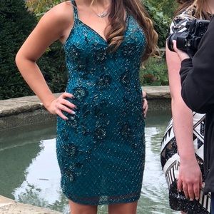 Selling homecoming dress!